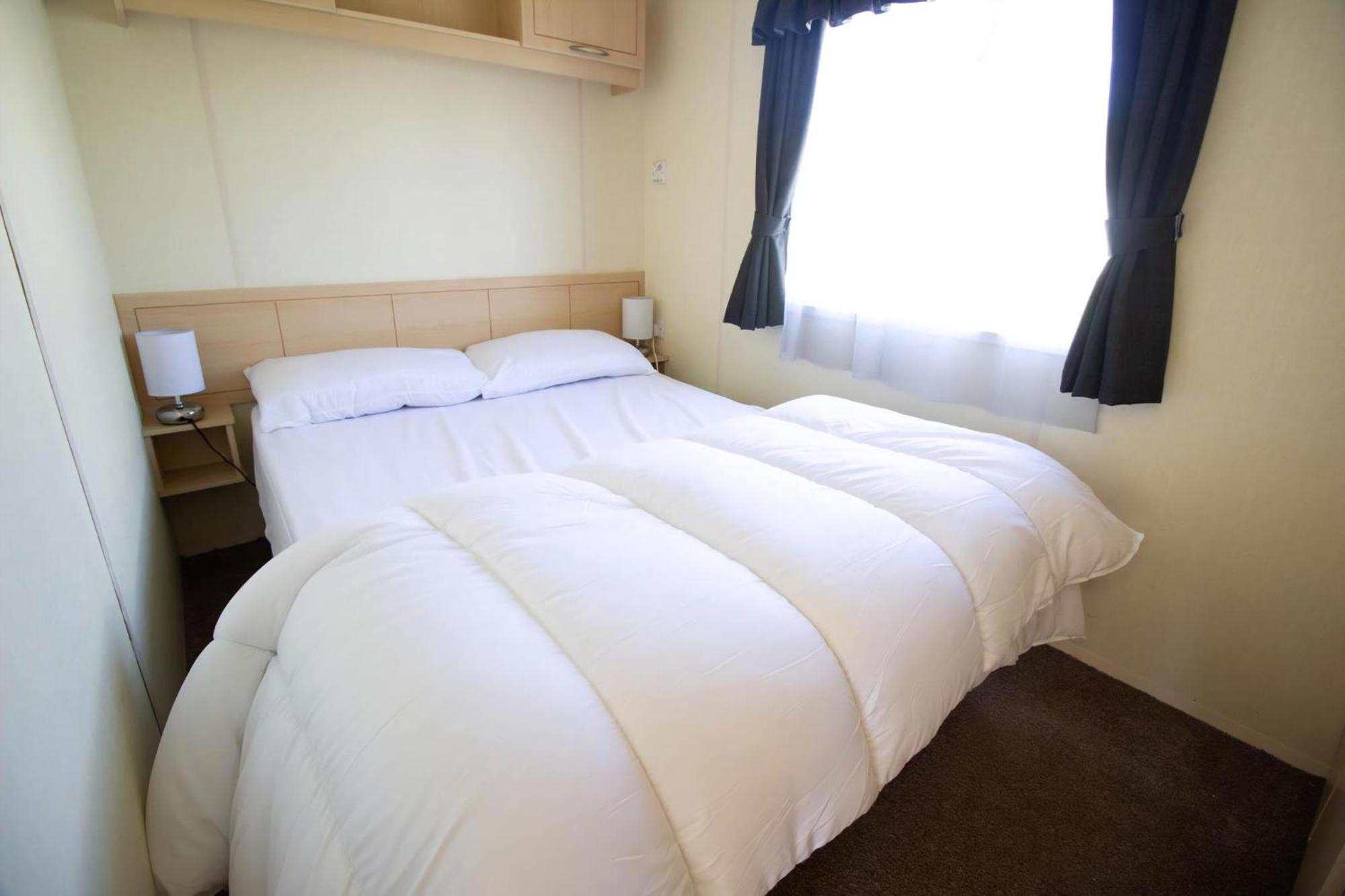 Great 8 Berth Caravan For Hire In Skegness Ref 33069F Dış mekan fotoğraf